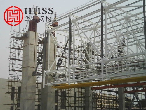 The characteristics of truss structure and grid