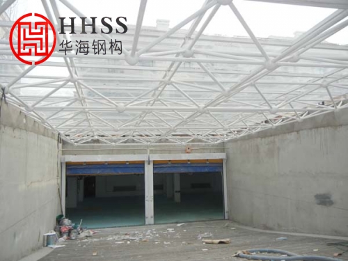 Application of truss structure and grid